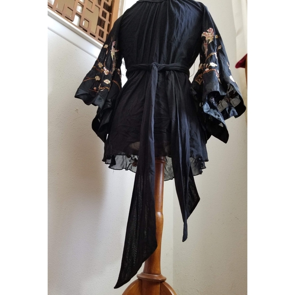 Embroidered Kimono Shirt - Picture 2 of 3